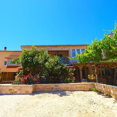 Fuer 6 Personen Ca 90 Qm In Fazana, Istrien Istrische Riviera Valbandon